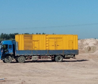 烟台海拔3000m以上地区的变压器外绝缘距离应如何确定？